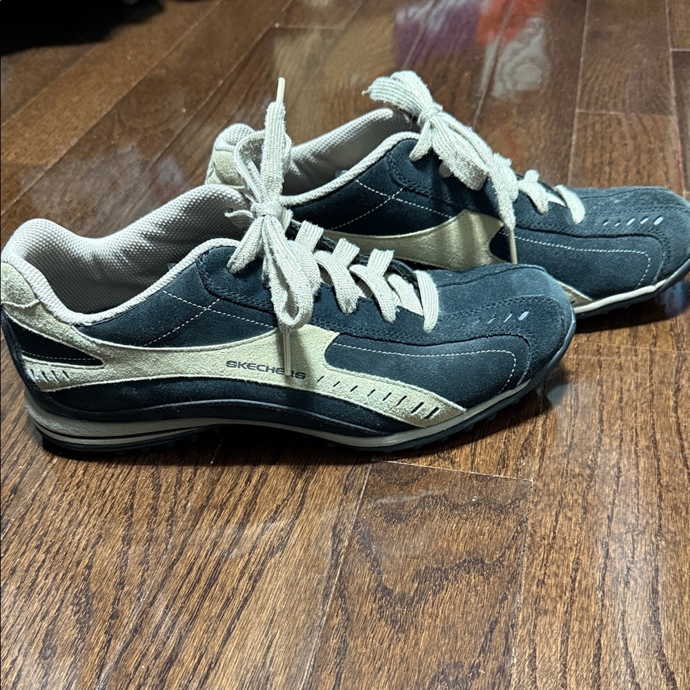 Skechers Navy and Tan Lace-Up Sneakers - Picture 3 of 10